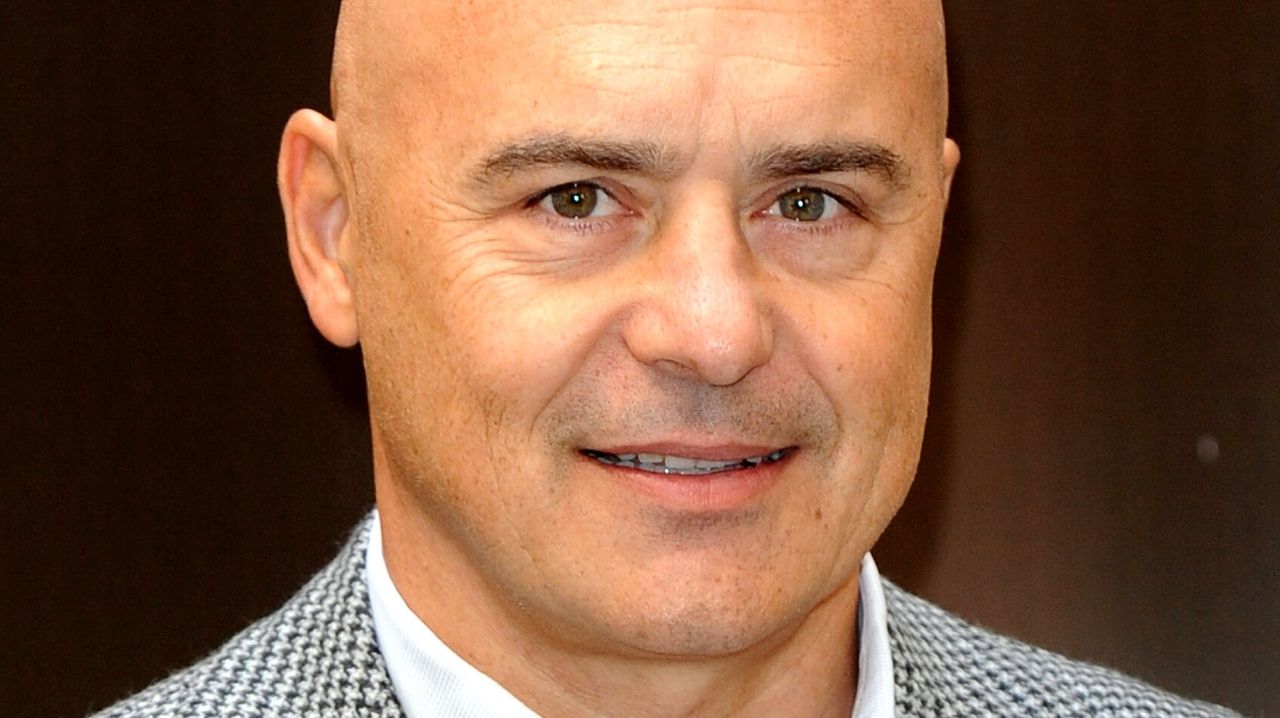 Luca Zingaretti Il re