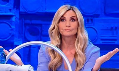 Lorella cuccarini amici di maria de filippi