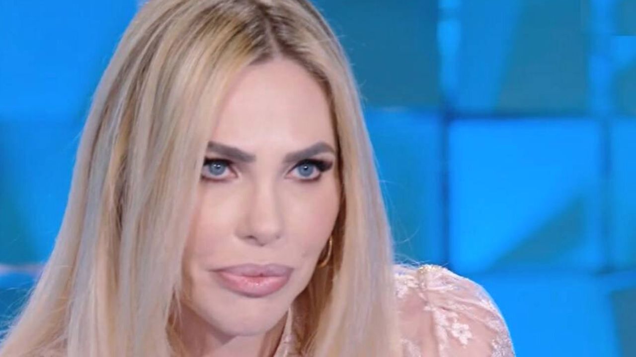 ilary blasi foto