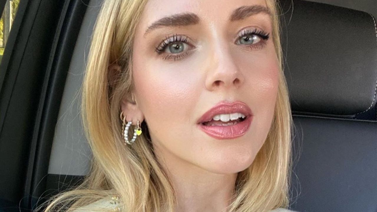 chiara ferragni selfie 50 euro