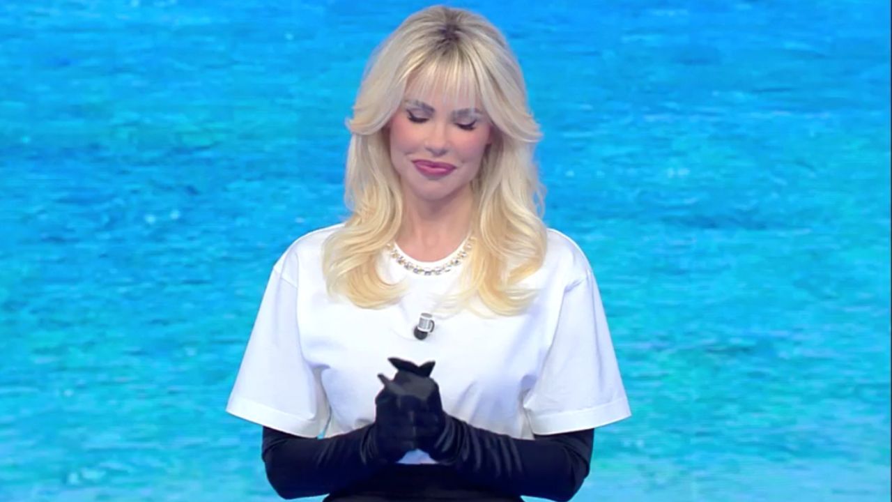 ilary blasi isola dei famosi