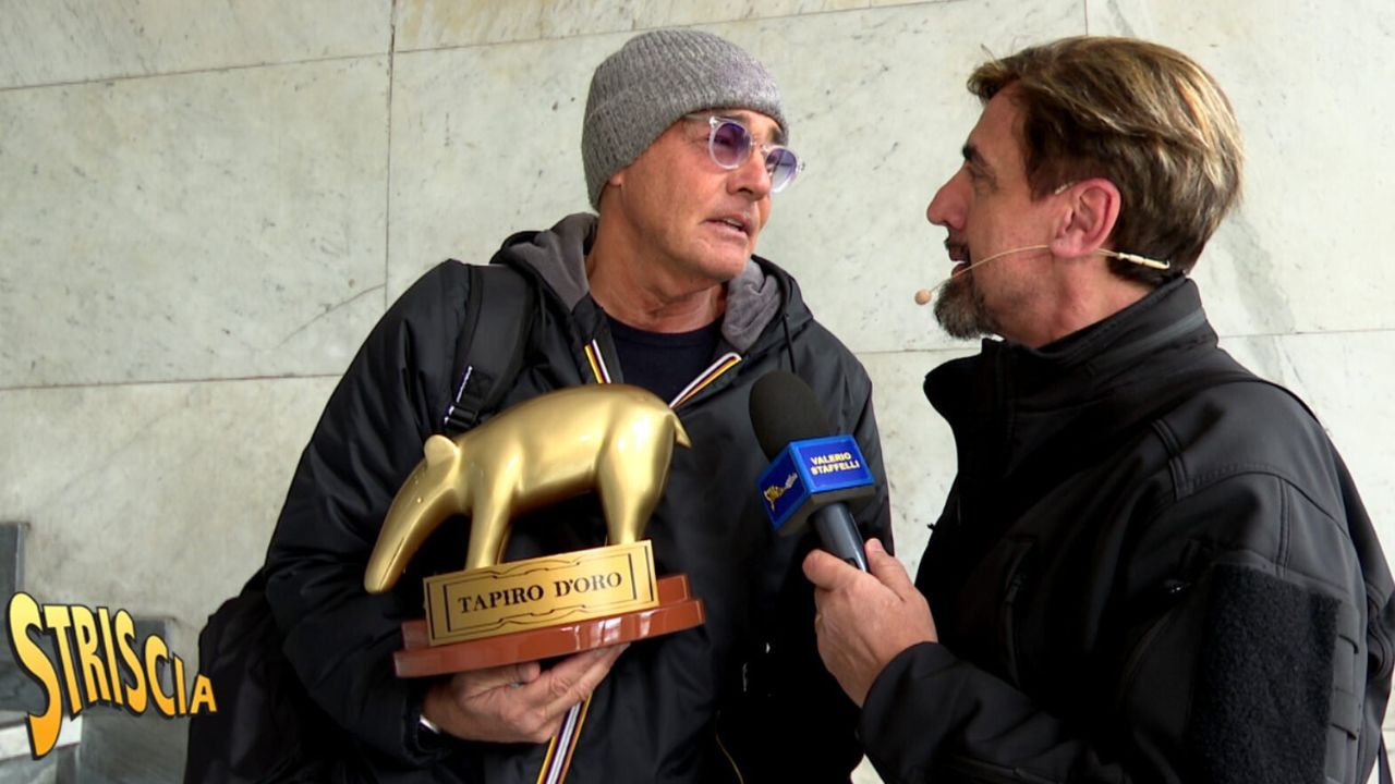 massimo giletti striscia la notizia tapiro d'oro