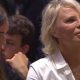 maria de filippi berlusconi vestita bianco