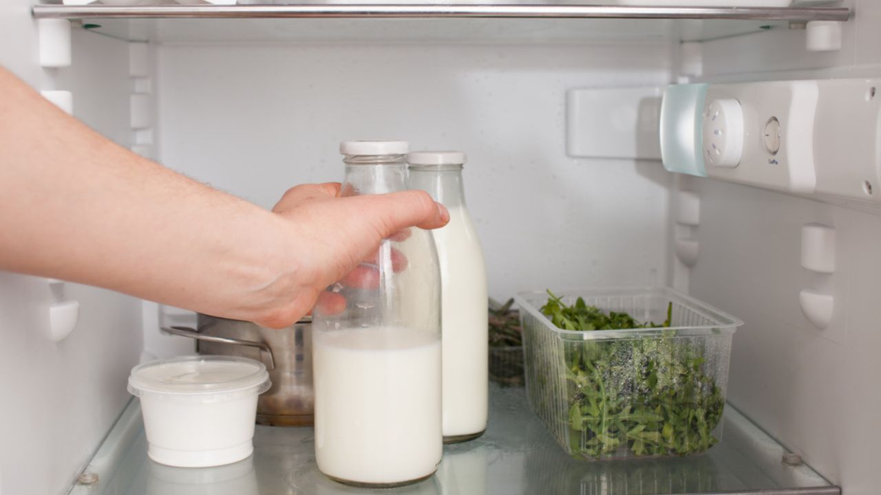 conservare latte frigorifero