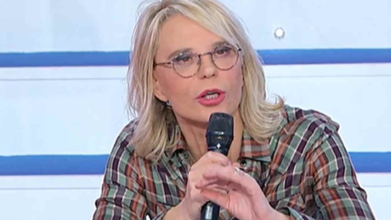 maria de filippi prima costanzo