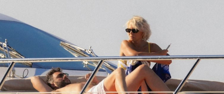 maria de filippi in vacanza